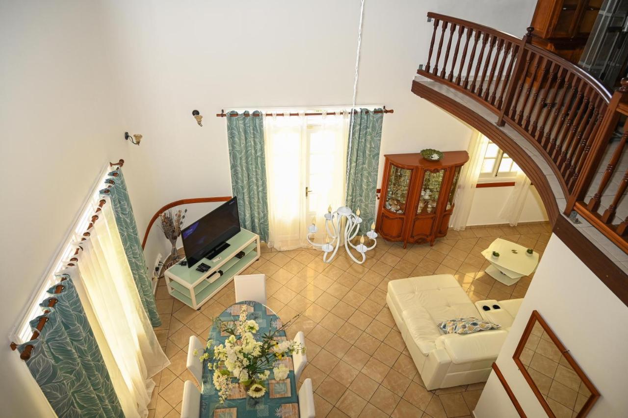 Villa D Ennry ปวงต์-นัวร์ ภายนอก รูปภาพ